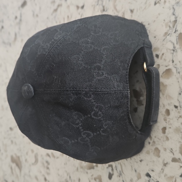 Gucci Black and Gold Logo Cap - Unisex main image 8
